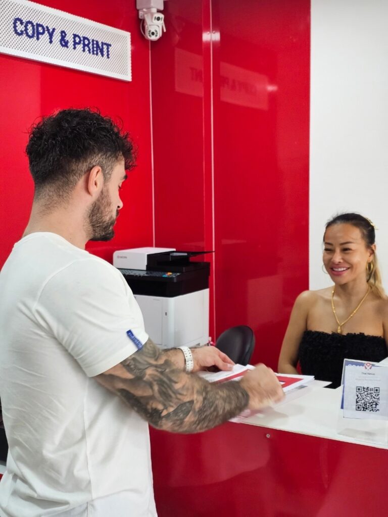 Happy client ordering international shipping service at Thai Nexus Point